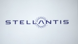 Canadian autoworkers set Oct. 29 strike deadline at Stellantis with bargaining to start Wednesday